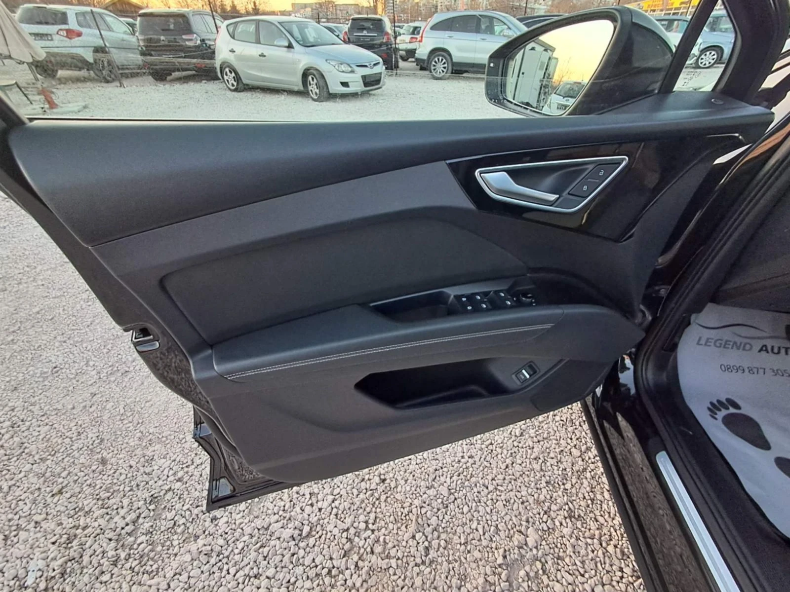 Audi E-Tron Q4 e-tron 45 QUATTRO 29000km, снимка 9 - Автомобили и джипове - 53947796