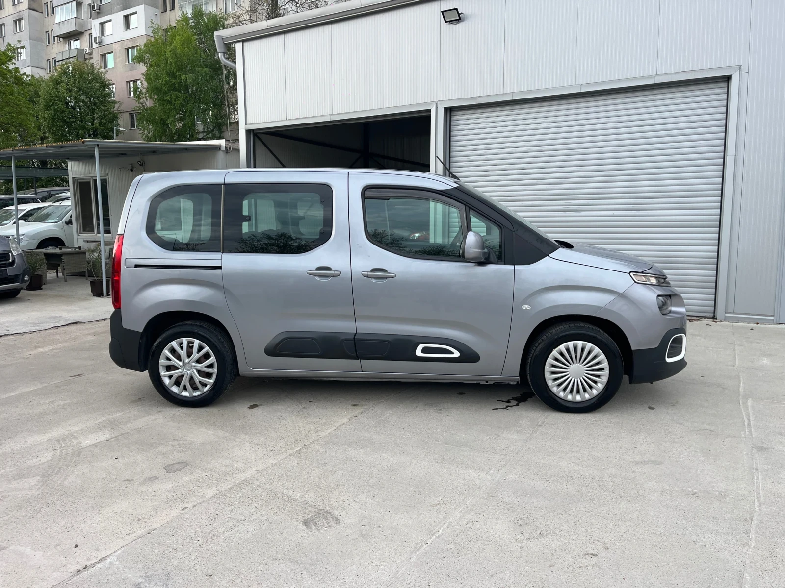 Citroen Berlingo 5 места, снимка 5 - Автомобили и джипове - 54350631