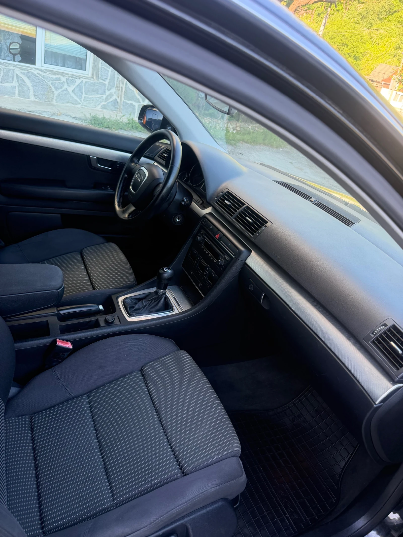 Audi A4 2.0tdi, снимка 6 - Автомобили и джипове - 54730792