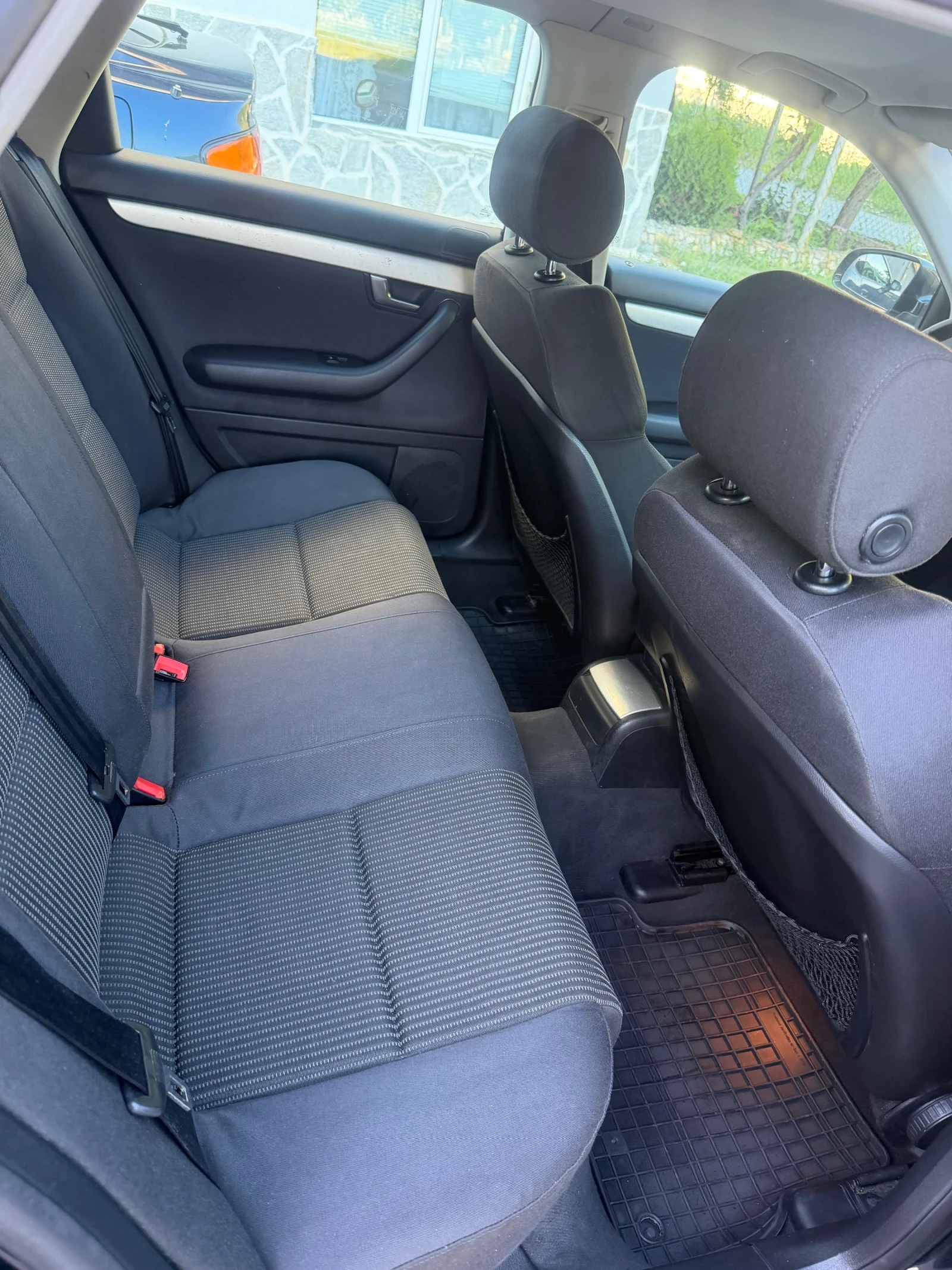 Audi A4 2.0tdi, снимка 7 - Автомобили и джипове - 54730792