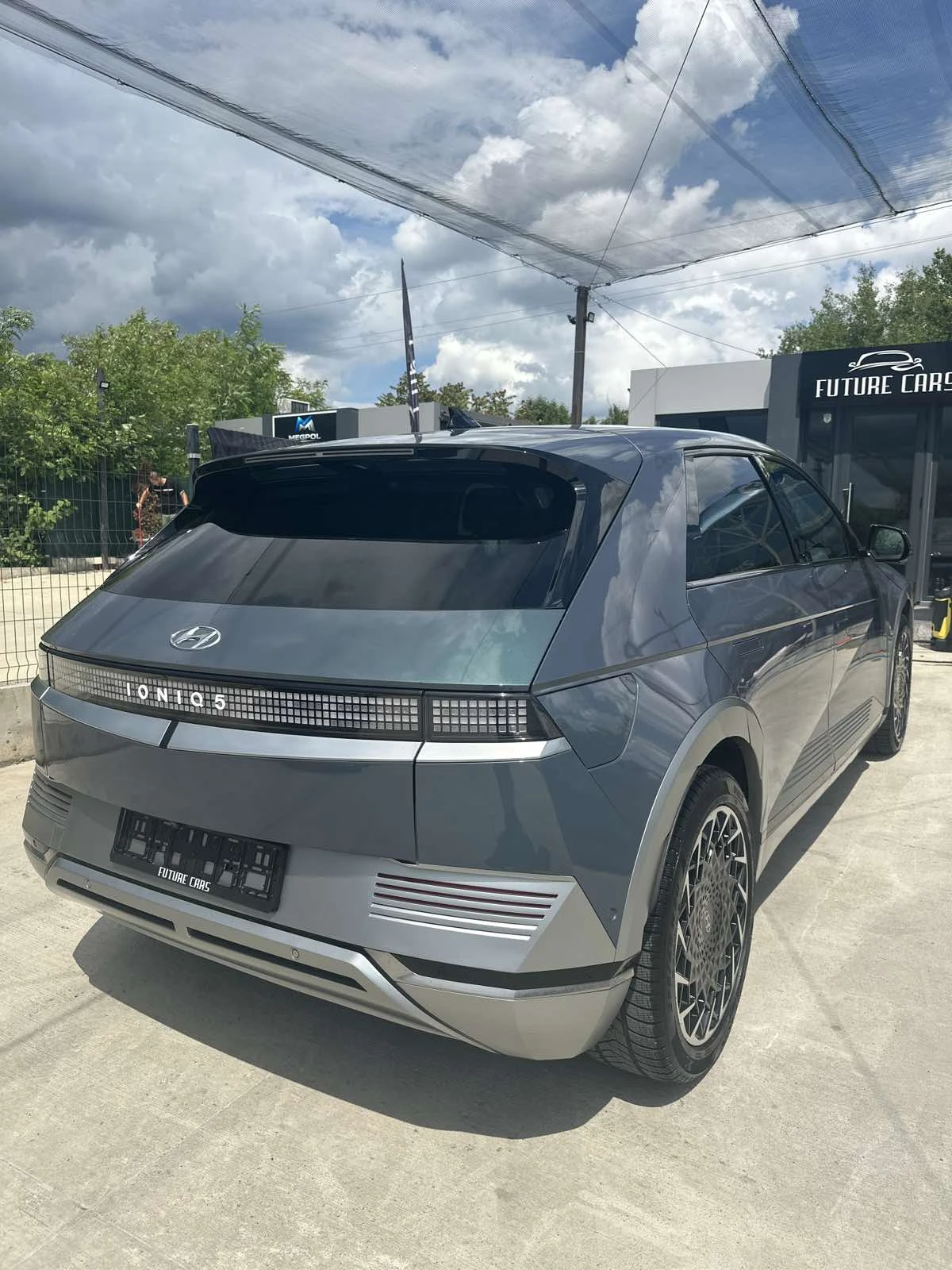 Hyundai Ioniq 5 72.6KWh/UNIQ/ГАРАНЦИЯ/360/HEADUP/BOSE/360CAM/100%, снимка 3 - Автомобили и джипове - 54764257