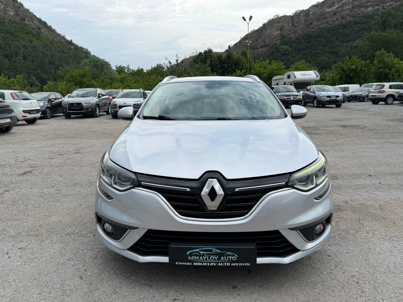 Renault Megane 1.5dCi  LED/НОВ ВНОС/ЛЕТИ ДЖ., снимка 9 - Автомобили и джипове - 55211240