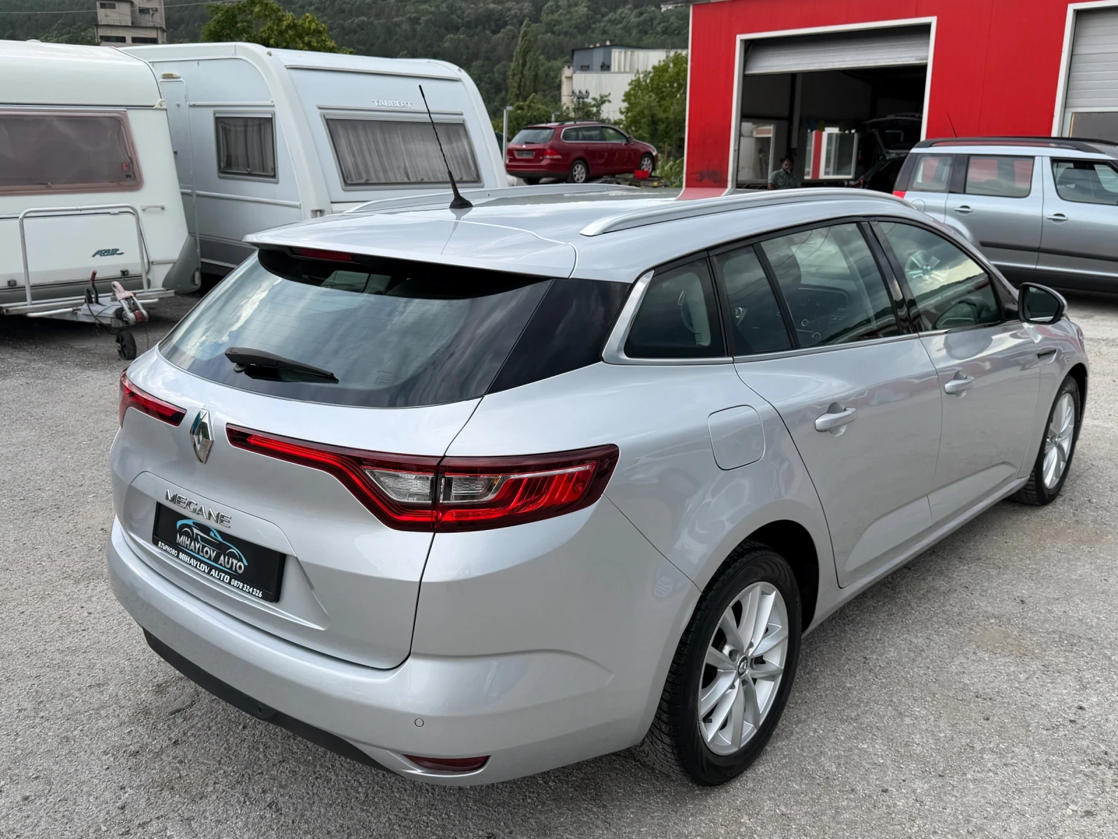Renault Megane 1.5dCi  LED/НОВ ВНОС/ЛЕТИ ДЖ., снимка 3 - Автомобили и джипове - 55211240