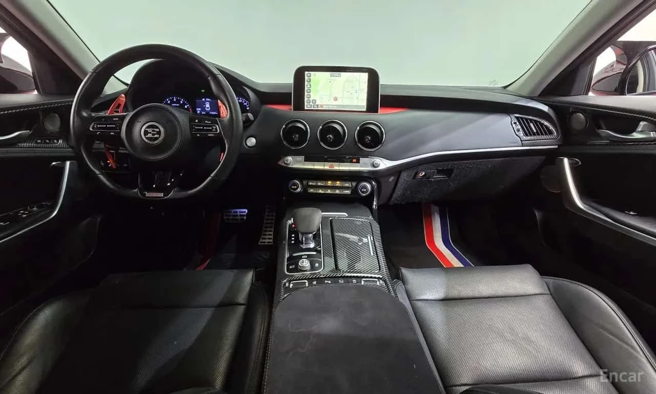 Kia Stinger * 3.3 Turbo AWD * CARFAX * ЦЕНА ДО БГ, снимка 7 - Автомобили и джипове - 55499622