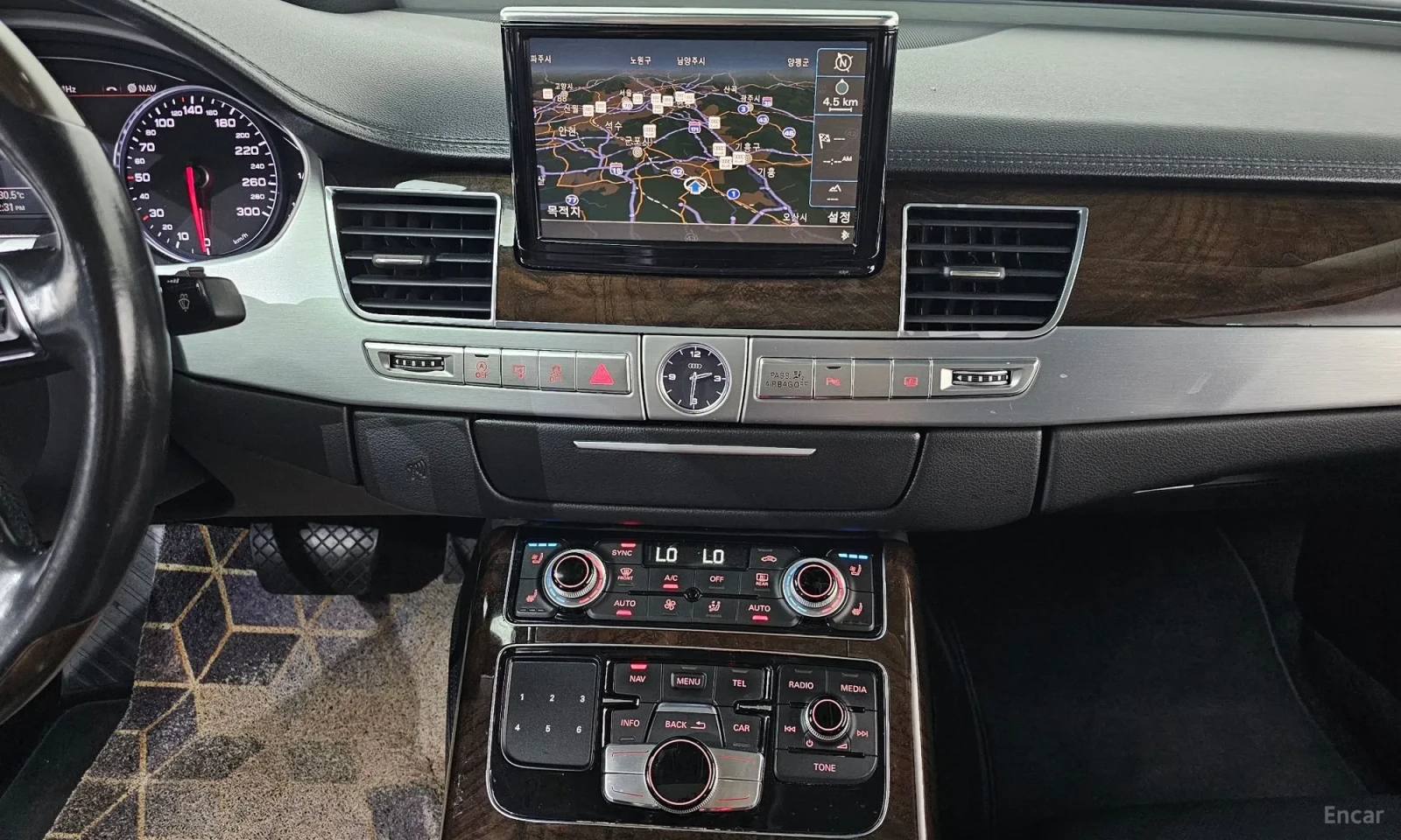 Audi A8 4.2TDI* LONG* PROVERKA NA MQSTO* , снимка 13 - Автомобили и джипове - 55622333