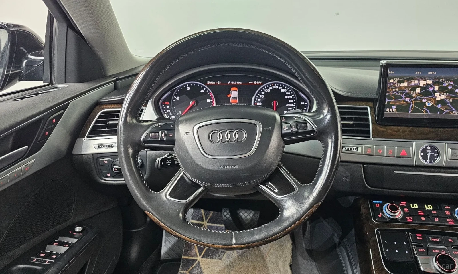 Audi A8 4.2TDI* LONG* PROVERKA NA MQSTO* , снимка 12 - Автомобили и джипове - 55622333