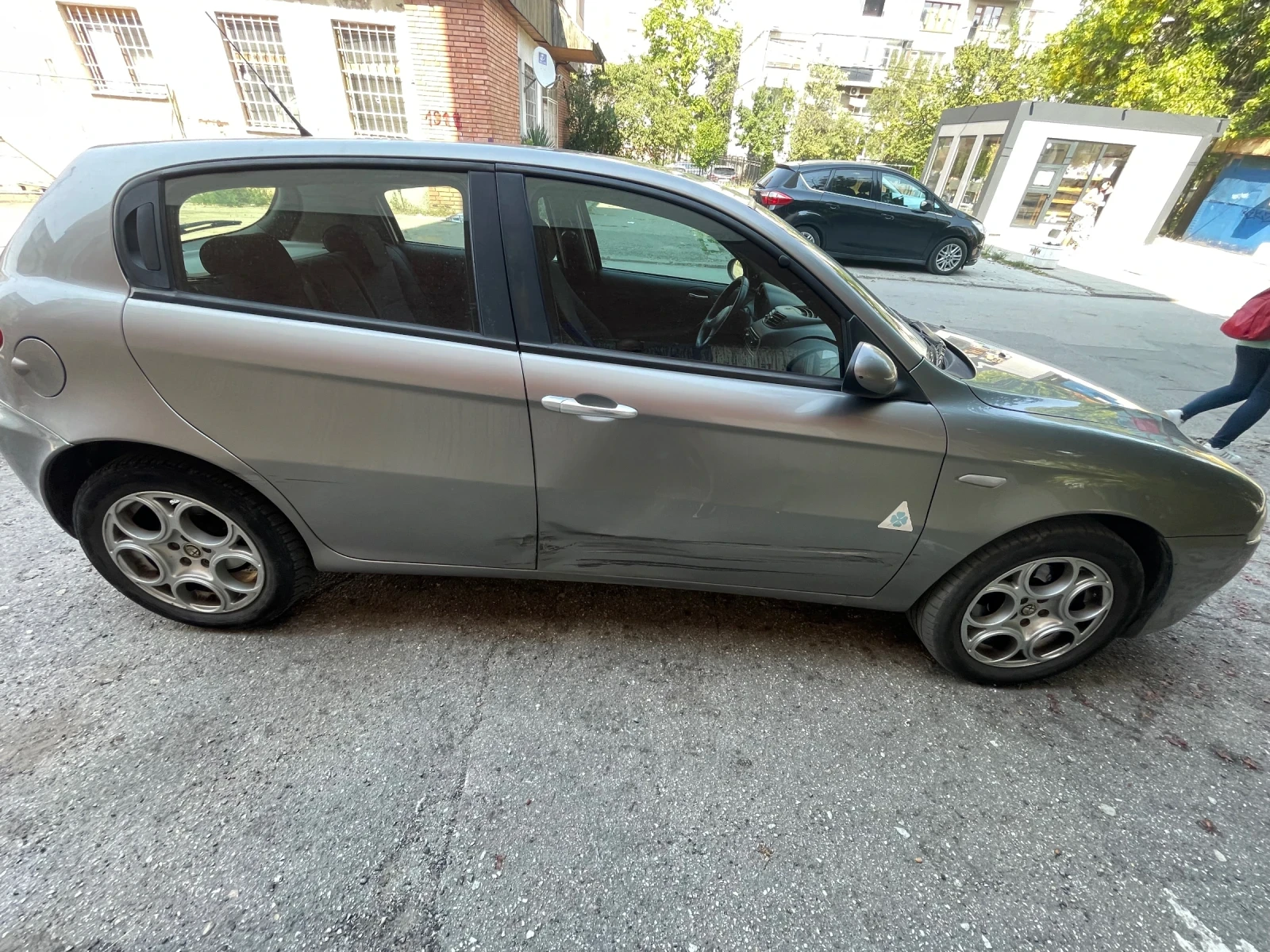 Alfa Romeo 147 1.9 120, снимка 2 - Автомобили и джипове - 55934030