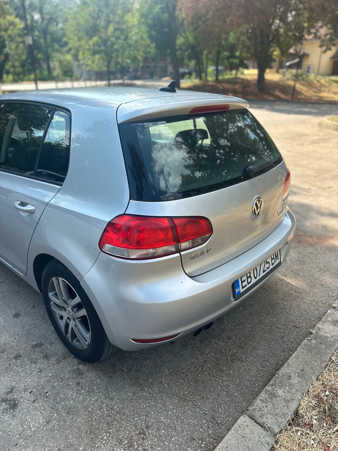VW Golf 2.0, снимка 2 - Автомобили и джипове - 55802582