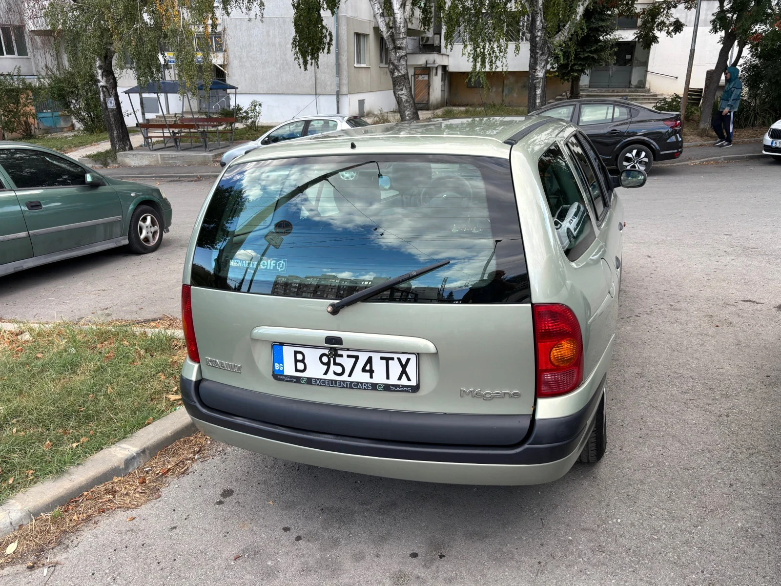 Renault Megane, снимка 4 - Автомобили и джипове - 56229865