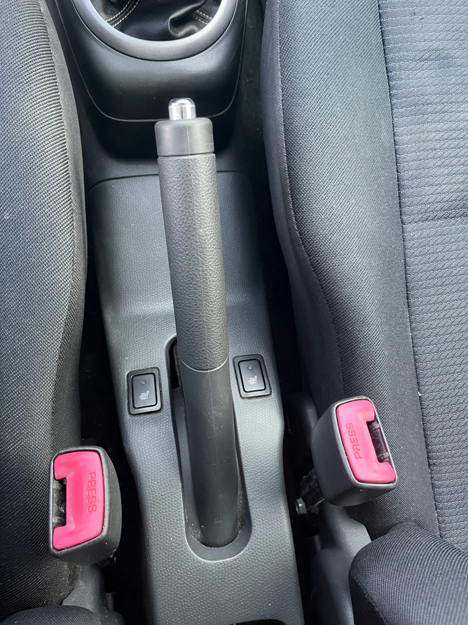 Suzuki Swift Бензин-газ, снимка 7 - Автомобили и джипове - 56247319