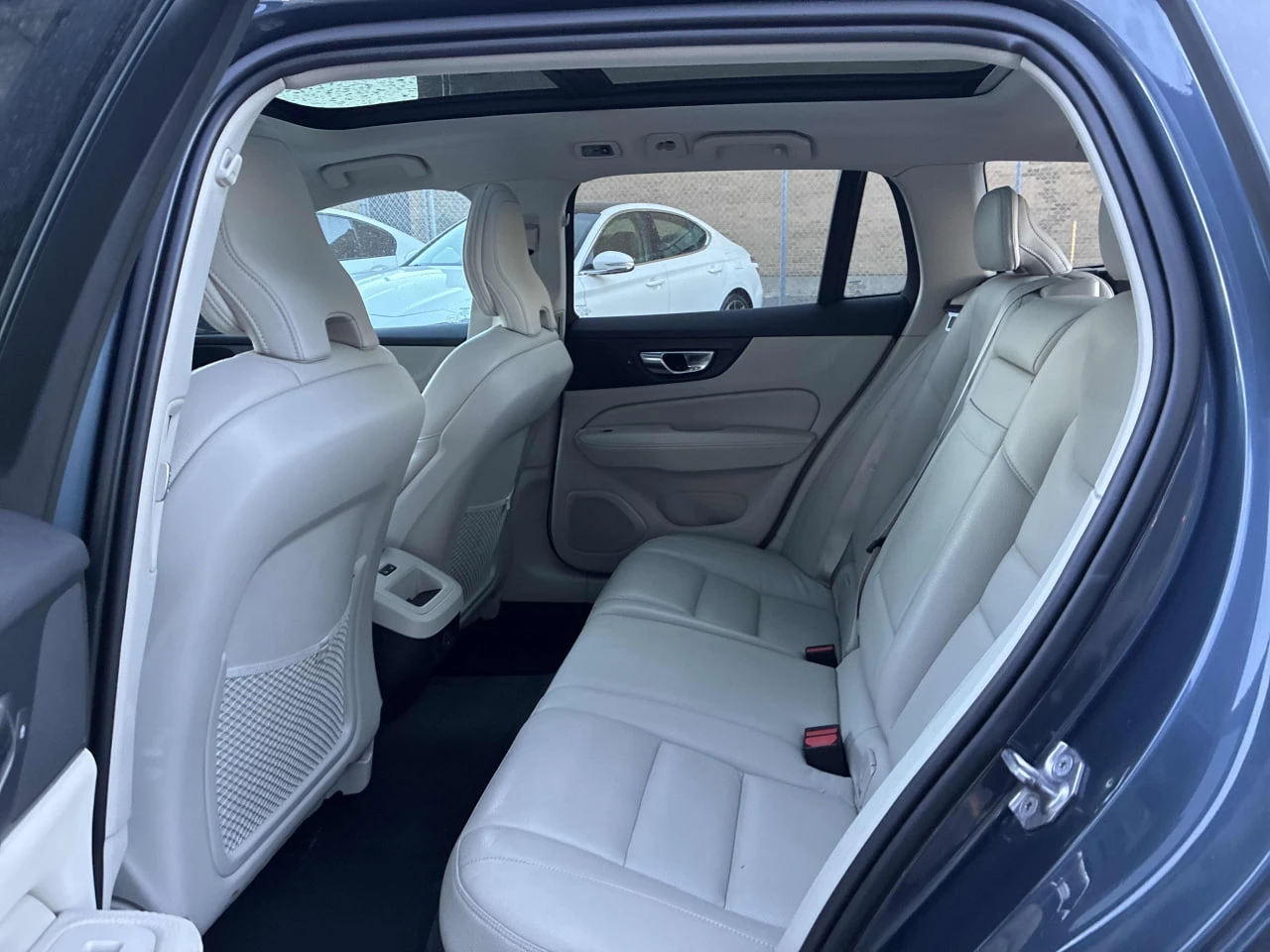 Volvo V60 Cross Country T5* AWD* �������* ������� �� ����� | Mobile.bg � ����������� 10