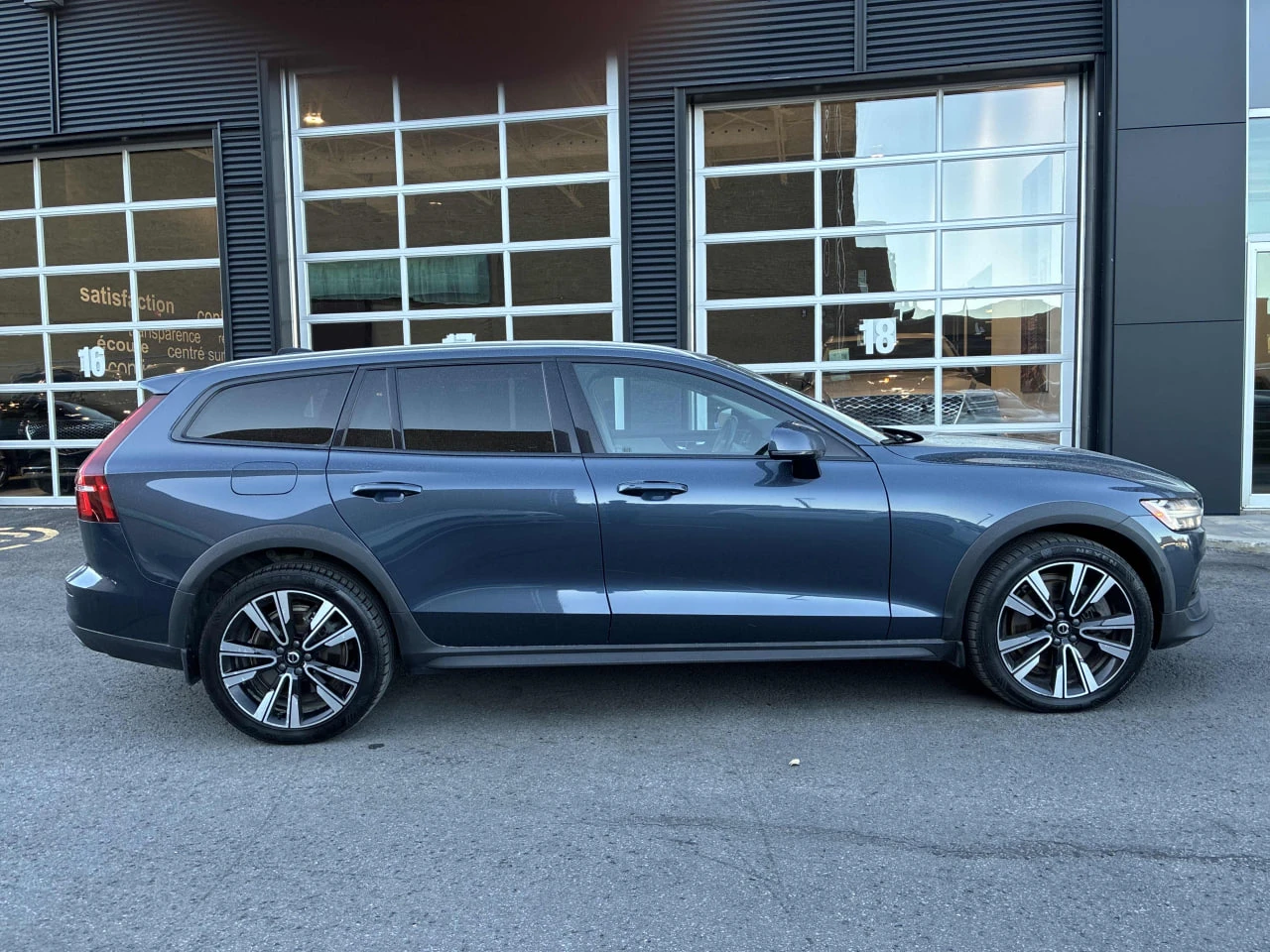 Volvo V60 Cross Country T5* AWD* �������* ������� �� ����� | Mobile.bg � ����������� 3