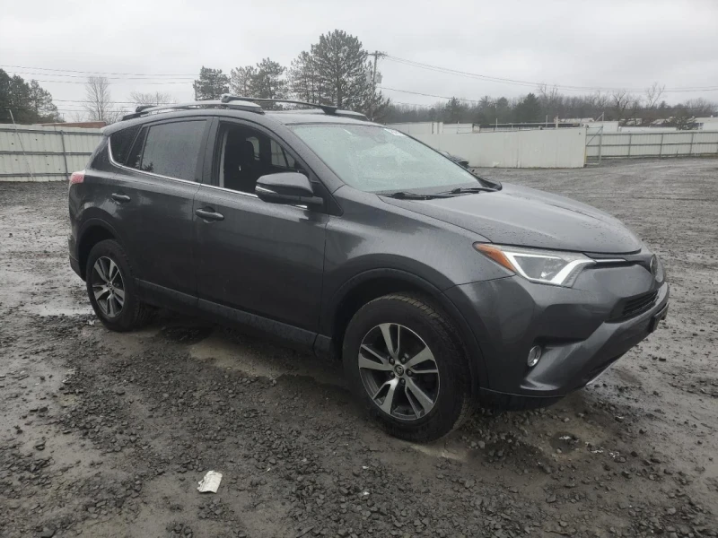 Toyota Rav4 XLE , снимка 4 - Автомобили и джипове - 48335768