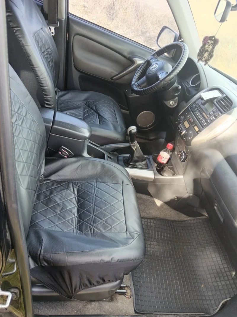 Toyota Rav4, снимка 7 - Автомобили и джипове - 49528764