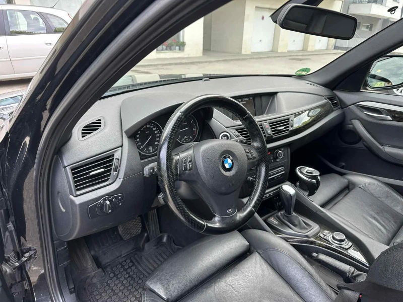 BMW X1 2.3 X Drive, снимка 7 - Автомобили и джипове - 52750669