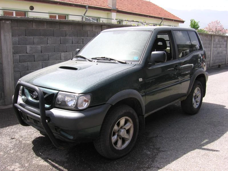 Nissan Terrano 2.7 TDI, снимка 2 - Автомобили и джипове - 37301870