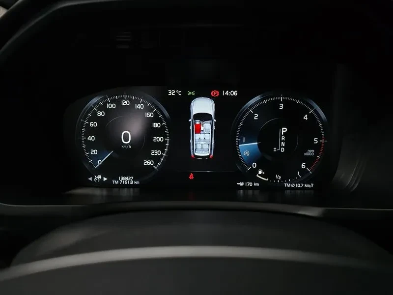 Volvo Xc90 2Nd Generation D5 Momentum, снимка 8 - Автомобили и джипове - 55089853