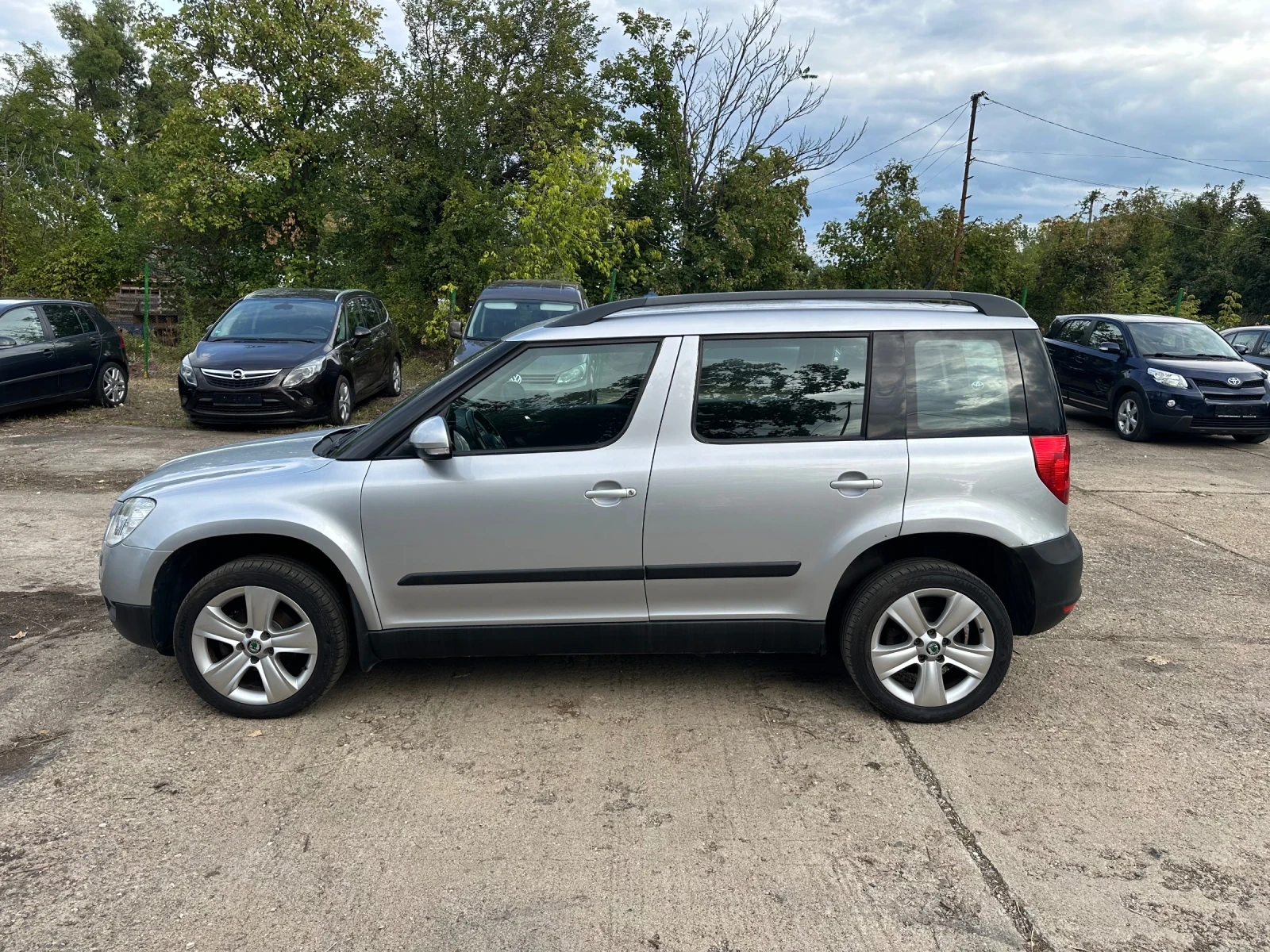 Skoda Yeti 2.0TDI 4x4 110кс - изображение 8