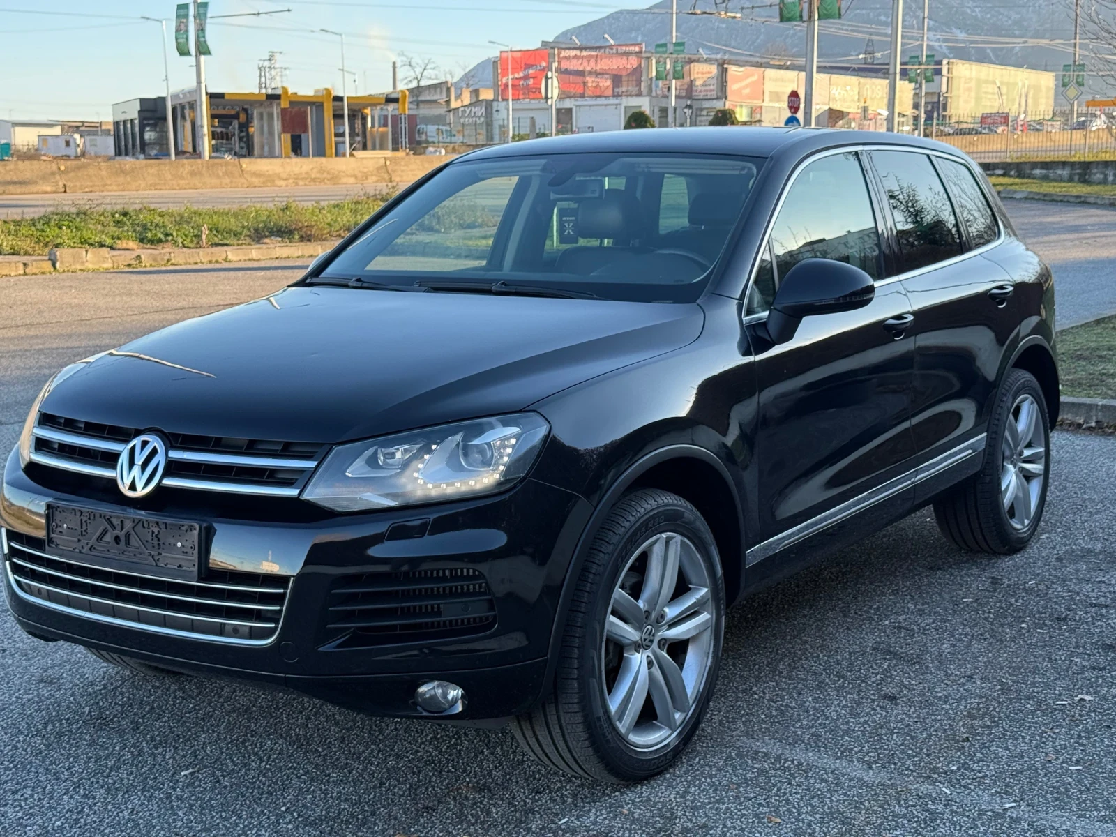 VW Touareg 3.0TDI-245kc - изображение 3