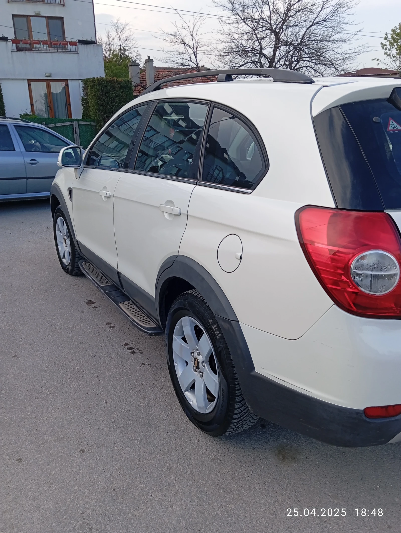 Chevrolet Captiva 2.4 бензин газ - изображение 3