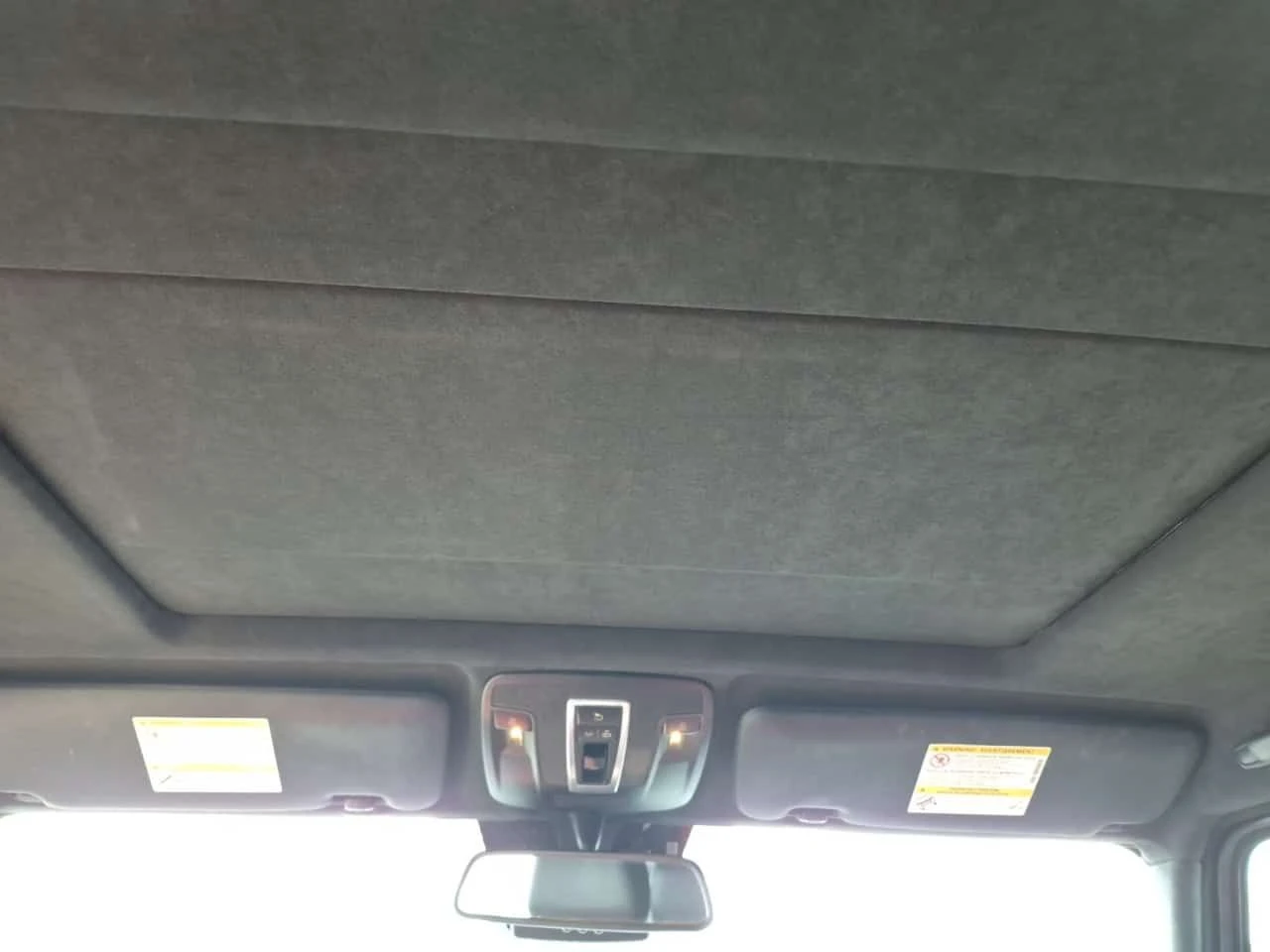 Mercedes-Benz G 63 AMG  * 2 КЛЮЧА* ПОДГРЕВ* ПАНО* , снимка 17 - Автомобили и джипове - 53982128