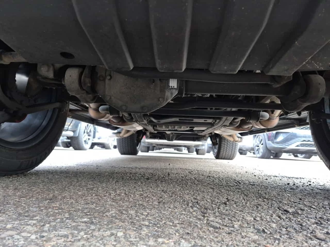 Mercedes-Benz G 63 AMG  * 2 КЛЮЧА* ПОДГРЕВ* ПАНО* , снимка 13 - Автомобили и джипове - 53982128