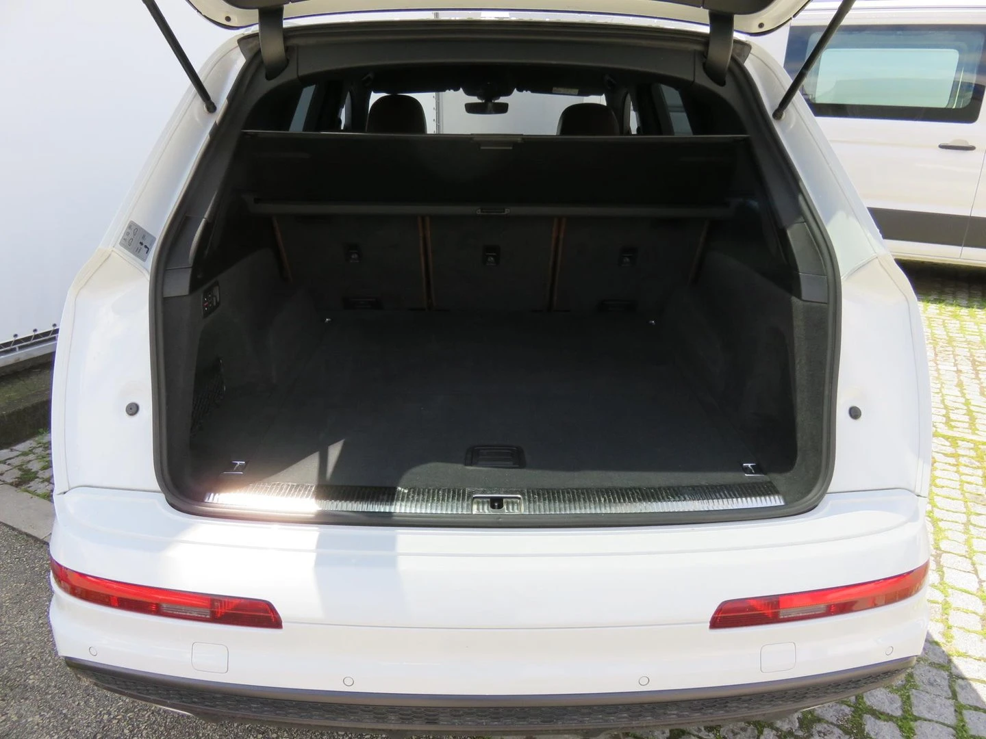 Audi Q7 | Mobile.bg � ����������� 10