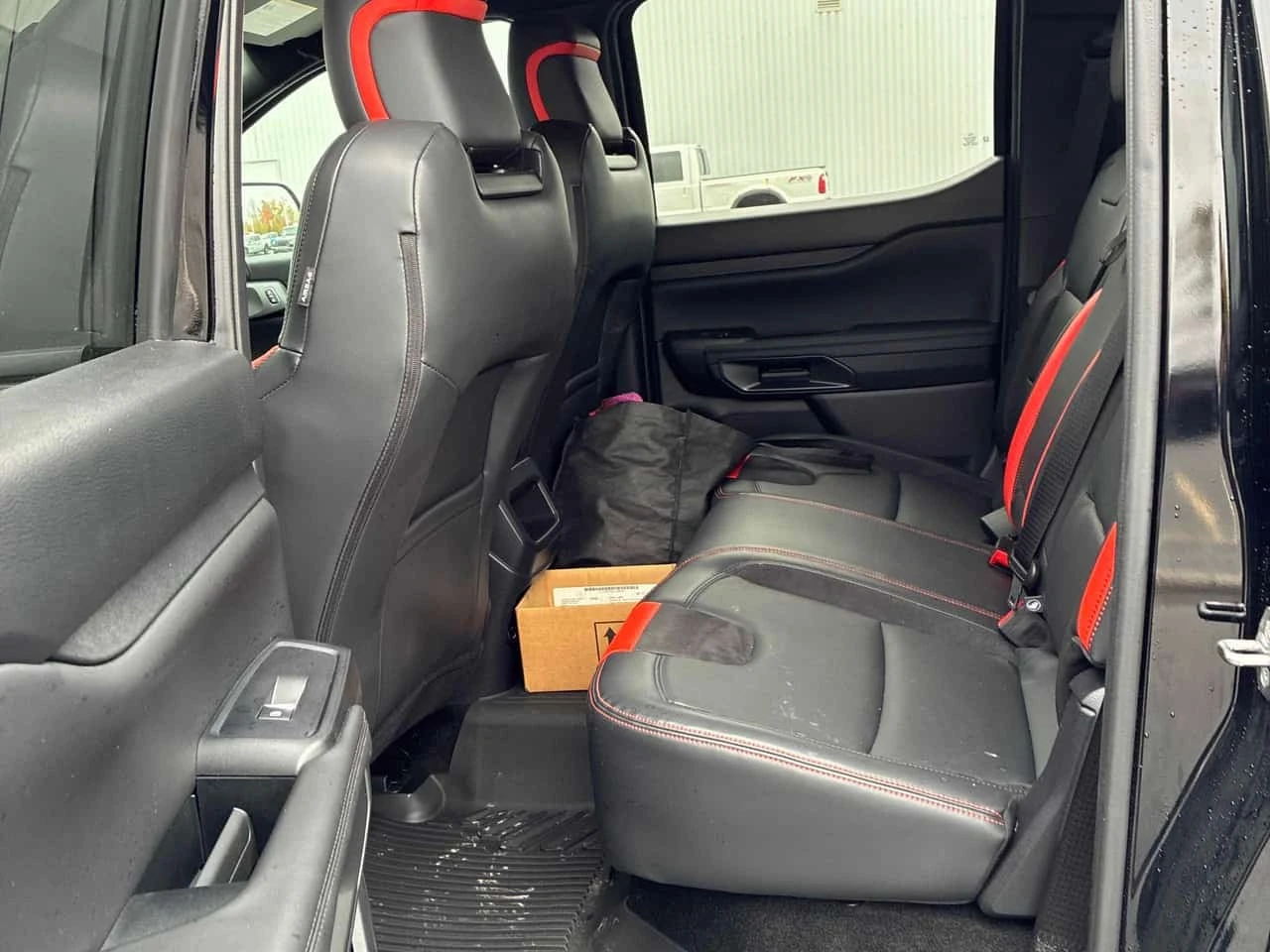 Ford Ranger * Raptor * CARFAX * ����� �� ����������� | Mobile.bg � ����������� 11