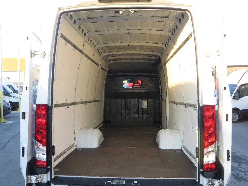 Iveco Daily 35C16V ДЪЛГА БАЗА АВТОМАТИК, снимка 16 - Бусове и автобуси - 47621066