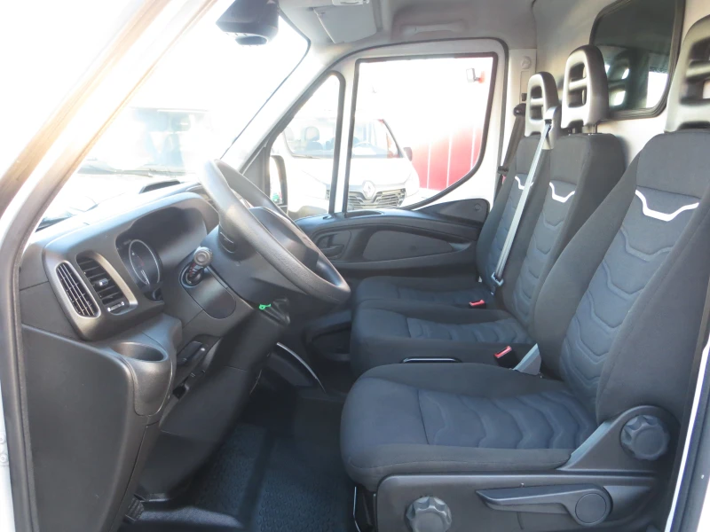 Iveco Daily 35C16V ДЪЛГА БАЗА АВТОМАТИК, снимка 7 - Бусове и автобуси - 47621066