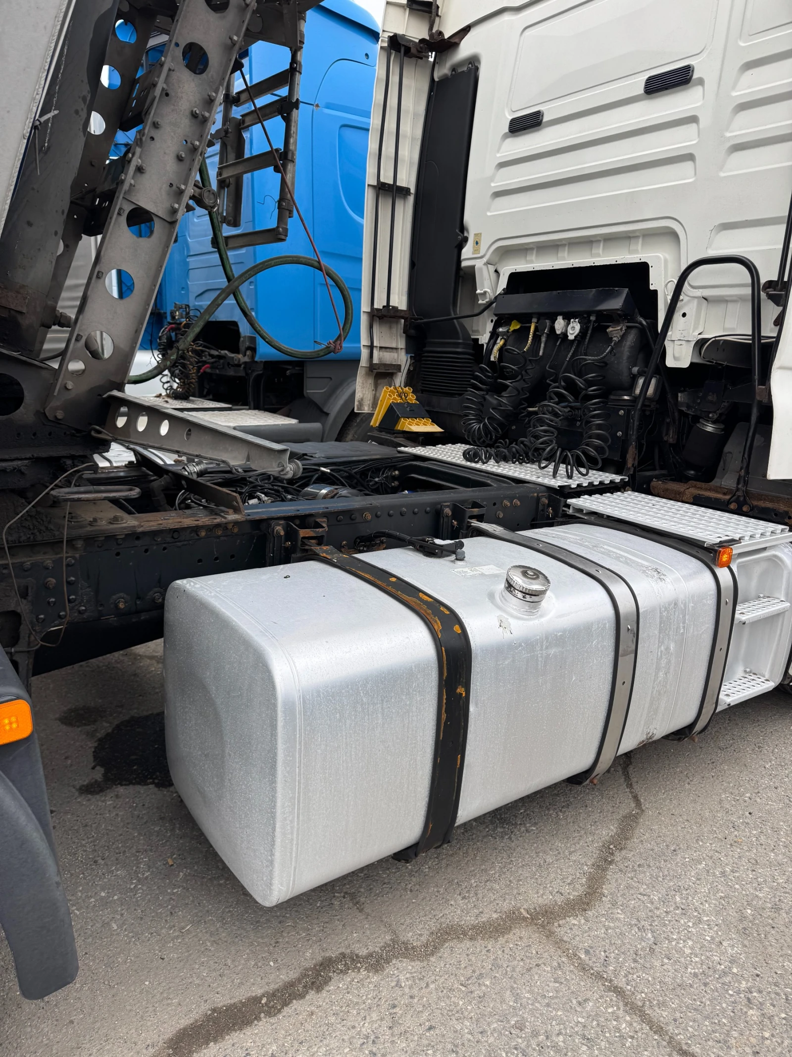 Man Tga | Mobile.bg   5