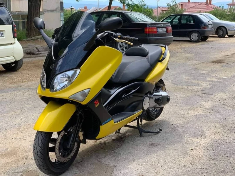 Yamaha T-max