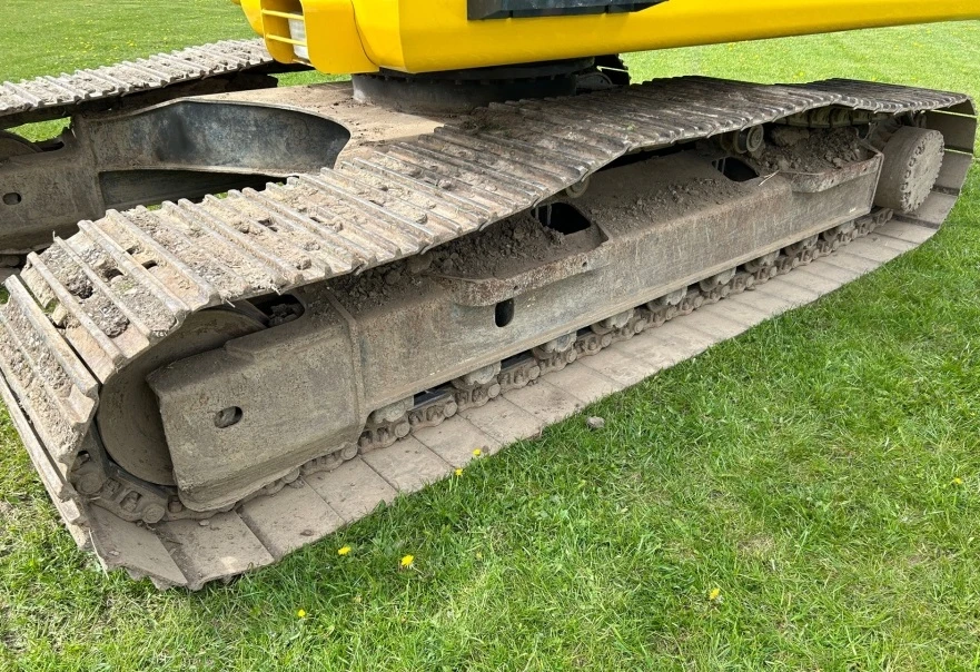 Багер Komatsu PC 240, снимка 9 - Индустриална техника - 55898820