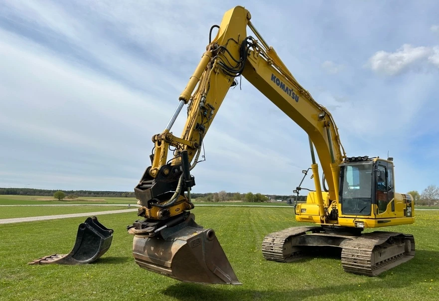 Багер Komatsu PC 240, снимка 2 - Индустриална техника - 55898820