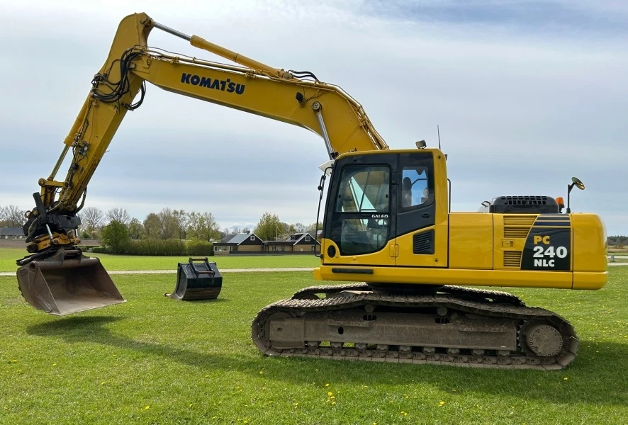 Багер Komatsu PC 240, снимка 5 - Индустриална техника - 55898820