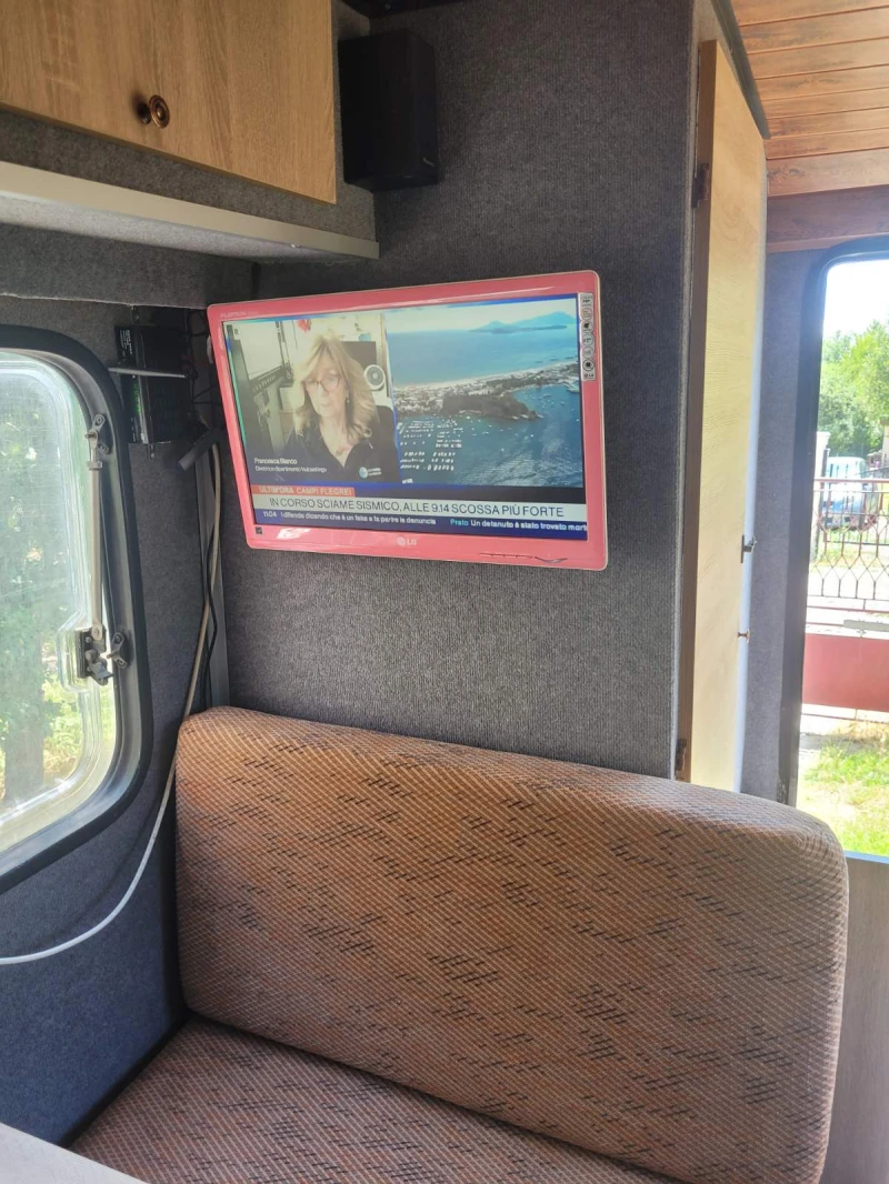 Кемпер Tabbert Транзит , снимка 5 - Каравани и кемпери - 53463257