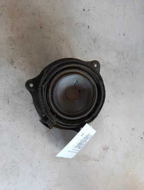 ����� �� �������� �� ������ ��������� BOSE 4F0035411E Audi A6