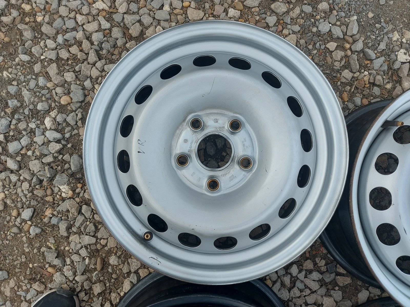   VW Caddy | Mobile.bg   5