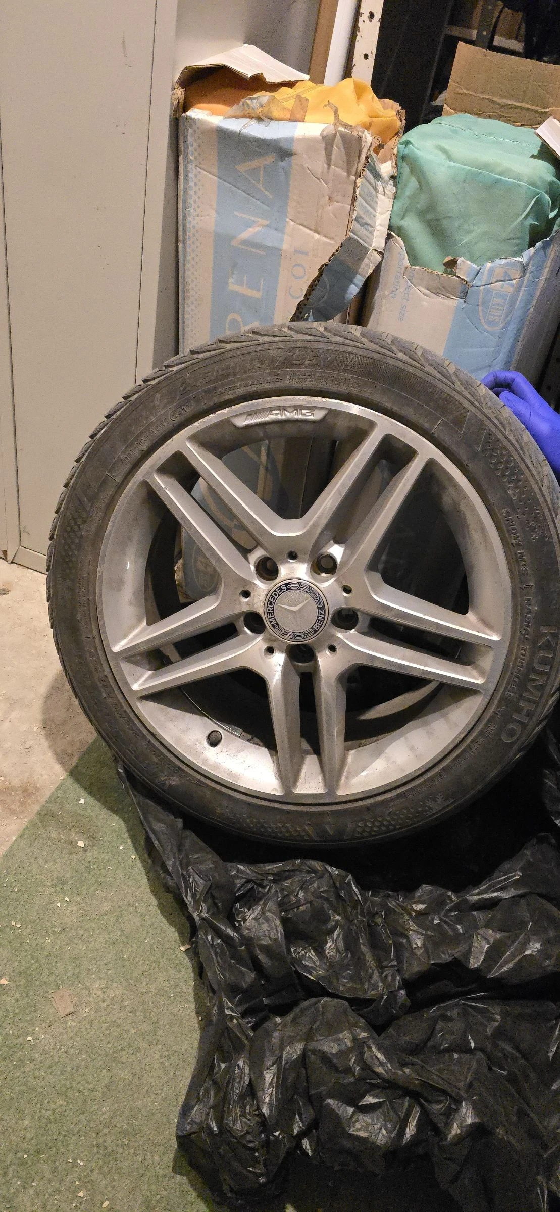 ���� � ������ 225/45R17 �� Mercedes-Benz | Mobile.bg � ����������� 1