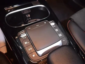 Mercedes-Benz A 35, снимка 13