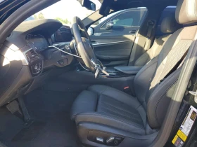 BMW 530E HYBRID CAM CARPLAY DIGITAL PANO, снимка 7 - Автомобили и джипове - 53637101