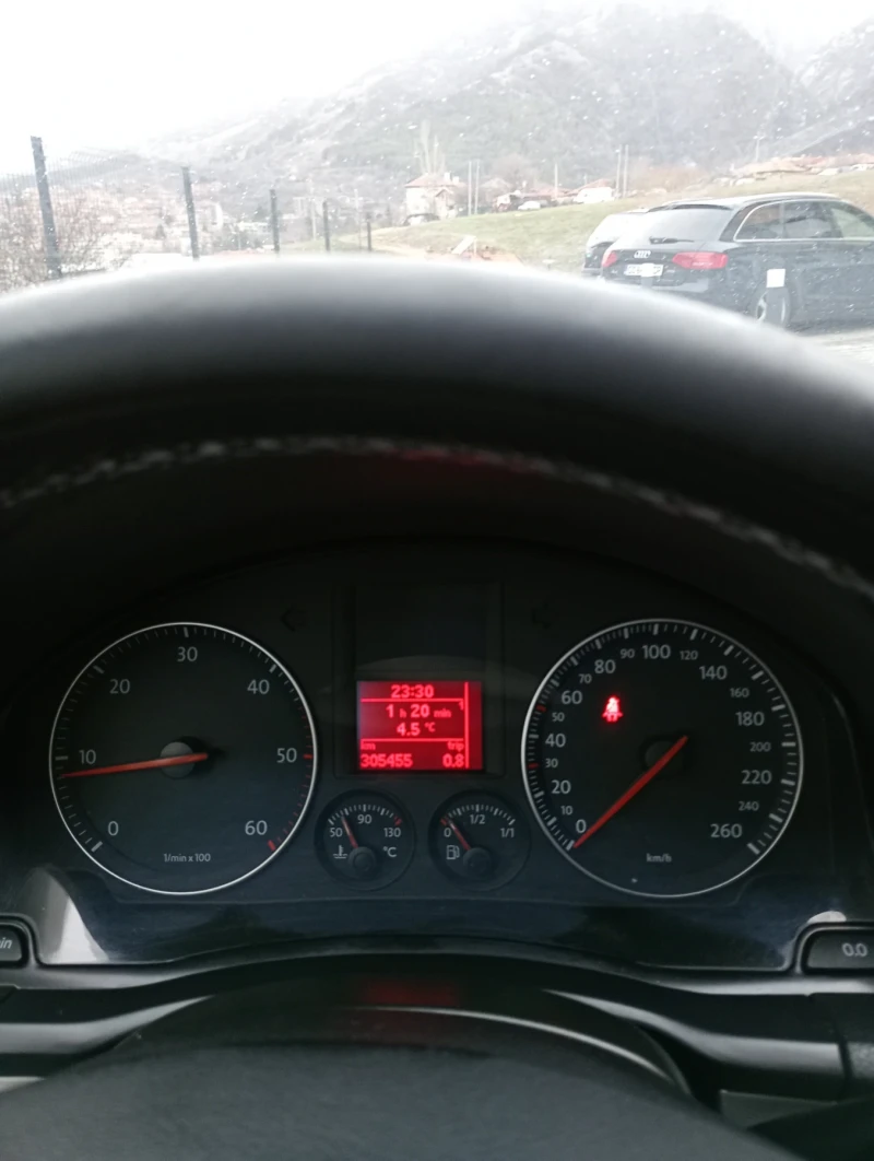 VW Golf 1.9 TDI 105hp Navi Шибедах 2007г, снимка 13 - Автомобили и джипове - 48457132