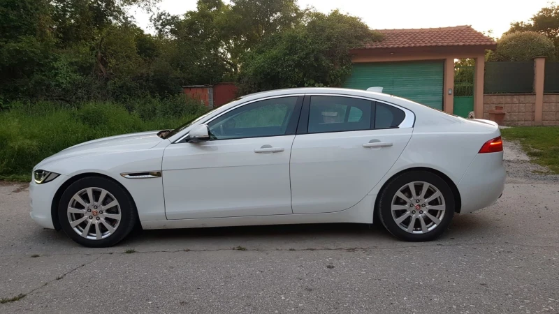 Jaguar XE 2, 0 Prestige, снимка 8 - Автомобили и джипове - 48575192