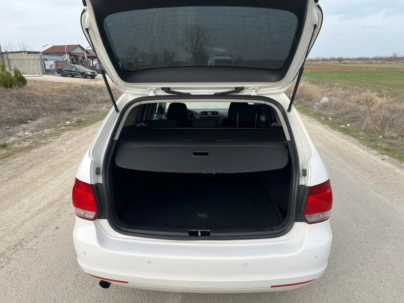 VW Golf VI 1.6 TDI 105к.с. FULL, снимка 9 - Автомобили и джипове - 49482395