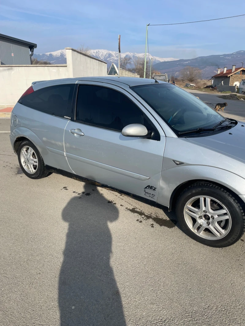 Ford Focus 1.6 16v ztec, снимка 2 - Автомобили и джипове - 49238432