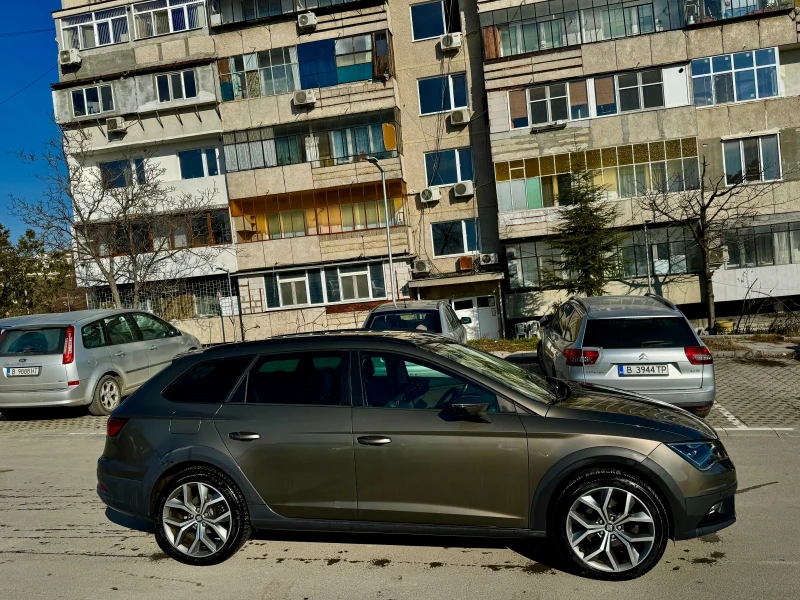 Seat Leon Experience 2.0TDI, снимка 3 - Автомобили и джипове - 49398796