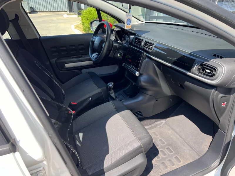 Citroen C3 1.2i, снимка 9 - Автомобили и джипове - 51250864