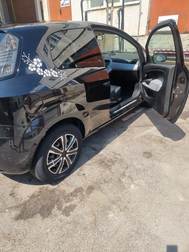 Fiat Punto Grande Punto, снимка 8 - Автомобили и джипове - 51673056