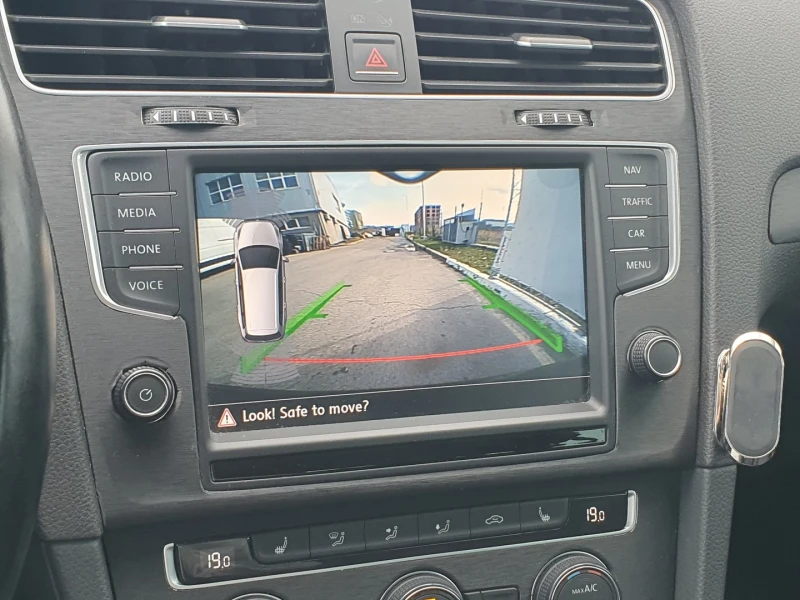 VW Golf Variant Comfortline 1.4TGI BlueMoti, снимка 9 - Автомобили и джипове - 52536758