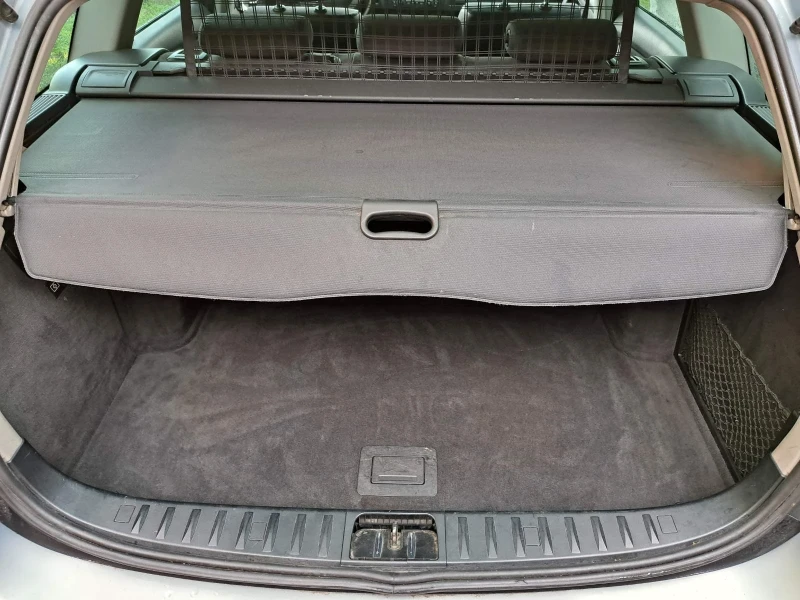 BMW 320, снимка 11 - Автомобили и джипове - 52364624